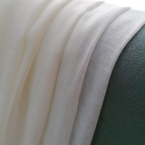 Perdea In Finuț Ivory L5m/H2.40 cu Rejansa de 6 cm