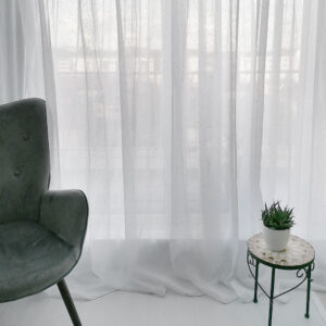 Perdea Cu Model Simplu Puncte Alb L3m/H1.15m cu Rejansa de 6cm