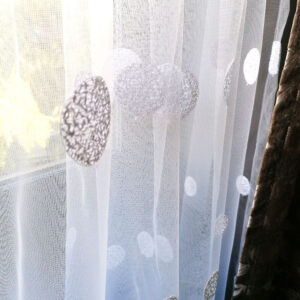 Perdea Brodata Tul Model Buline Roz/Alb L2cm/H1.65m cu Rejansa de 6cm