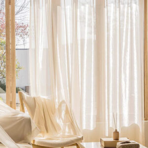 Perdea Delhi Voal cu Textura Lucioasa Crem L4.60m/H2.20m cu Capse