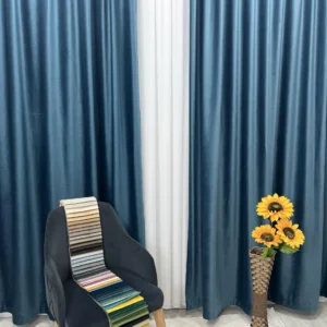 Draperie de Catifea Semi-Opaca 70% Turcuaz L2m/H2.60 m cu Rejansa de 8 cm