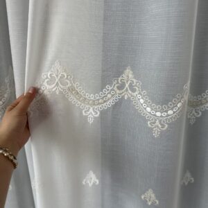 Perdea din In  cu Broderie Eleganta Maria Crem /Auriu 25pr139