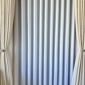 Perdea Triplu Voal Alba Simpla Usor Lucioasa