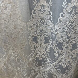 Perdea Evelina cu Broderie Tesuta Crem/Auriu 25PR080