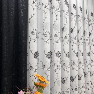 Perdea In cu Brodat Flori Negru cu L6m/H2.30m cu Rejansa de 6 cm