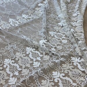 Material de Perdea Brodata Textura Groasa Crem-Auriu