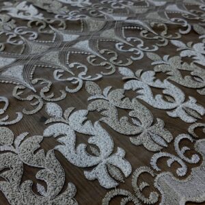 Material de Perdea Brodata Textura Groasa Crem-Auriu