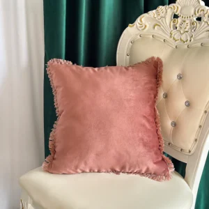 Perna Decorativa cu Ciucuri din Catifea Culoare Somon